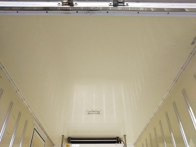 三菱ふそうキャンター冷凍車（冷蔵車）小型（2t・3t）[写真14]