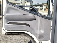 三菱ふそうキャンター冷凍車（冷蔵車）小型（2t・3t）[写真27]