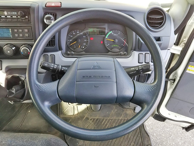 三菱ふそうキャンター冷凍車（冷蔵車）小型（2t・3t）[写真34]