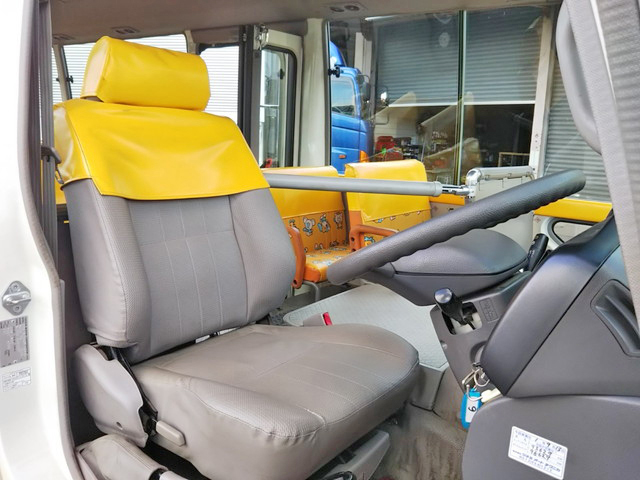 日野リエッセⅡ園児バス[写真18]