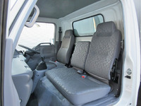 いすゞエルフ幌ウイング小型（2t・3t）[写真24]