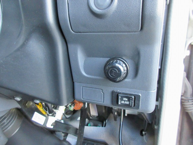 いすゞエルフ幌ウイング小型（2t・3t）[写真31]