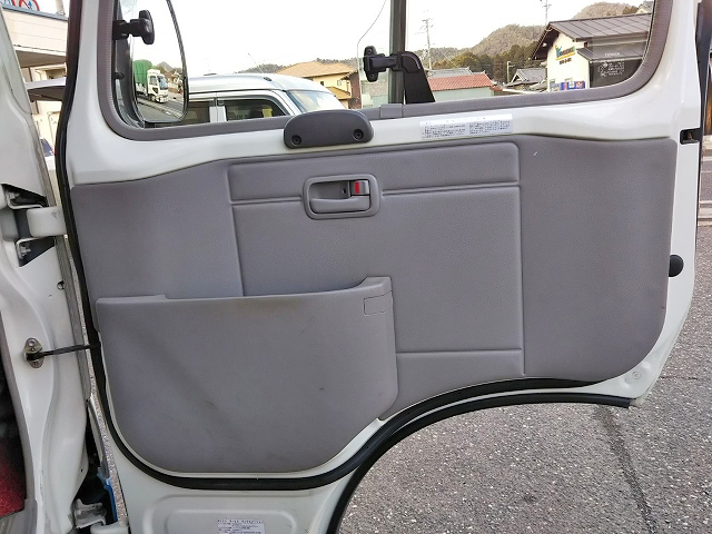 日野リエッセⅡ園児バス[写真11]