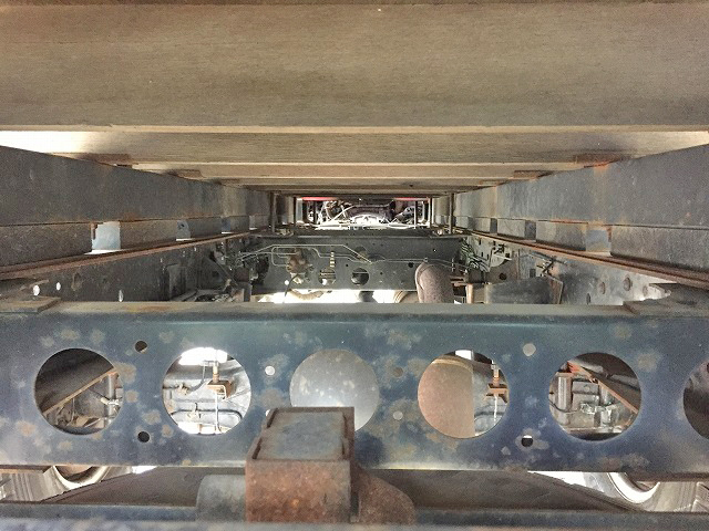 いすゞエルフユニック4段小型（2t・3t）[写真20]