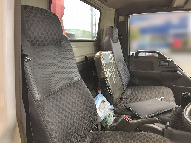 いすゞエルフユニック4段小型（2t・3t）[写真25]