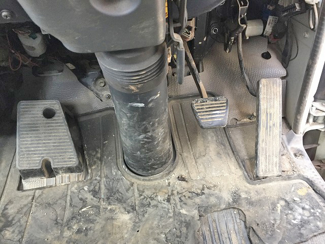 いすゞエルフユニック4段小型（2t・3t）[写真30]