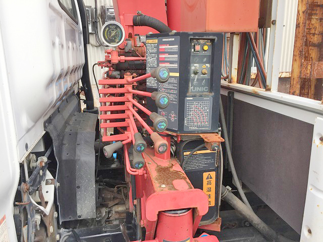 いすゞエルフユニック4段小型（2t・3t）[写真09]