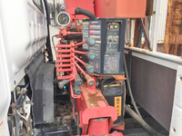 いすゞエルフユニック4段小型（2t・3t）[写真09]