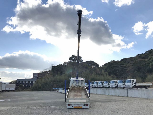 三菱ふそうファイターセルフクレーン5段中型（4t）[写真14]