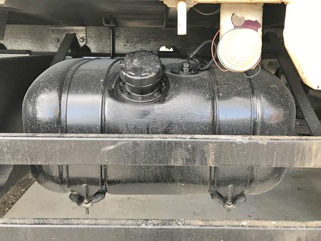 三菱ふそうファイターセルフクレーン5段中型（4t）[写真22]