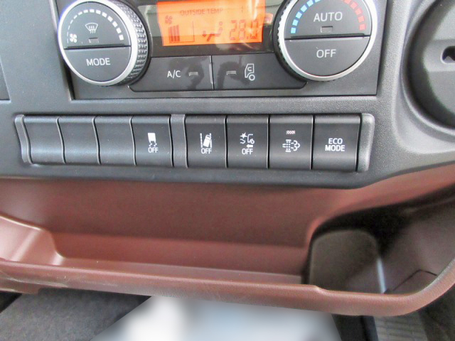 日野レンジャーアルミウイング中型（4t）[写真21]