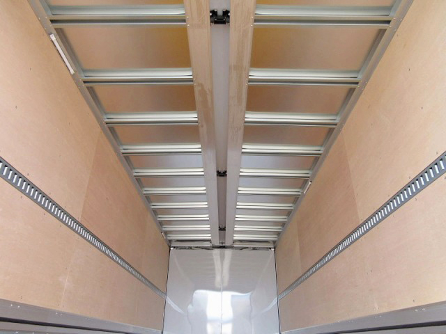 日野レンジャーアルミウイング中型（4t）[写真06]