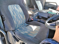 三菱ふそうスーパーグレートユニック3段大型（10t）[写真31]