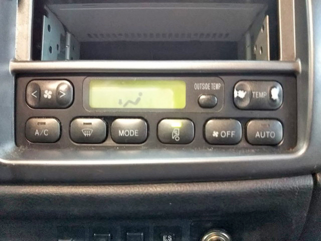 日野レンジャー冷凍車（冷蔵車）増トン（6t・8t）[写真37]