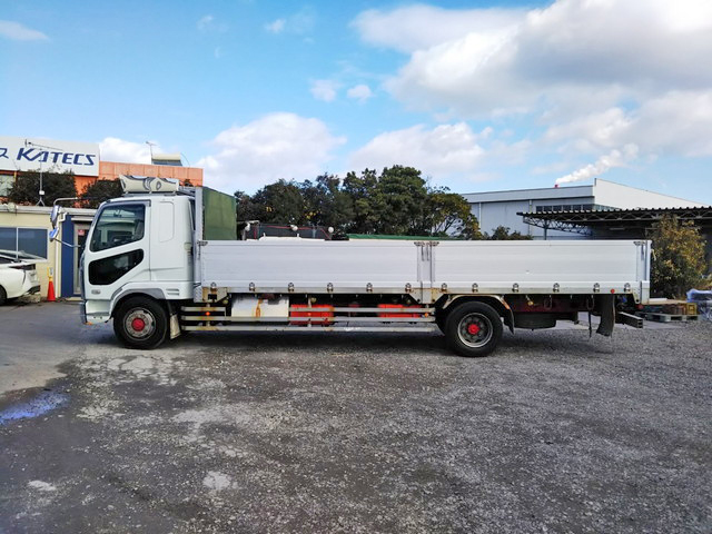 三菱ふそうファイターアルミブロック増トン（6t・8t）[写真05]