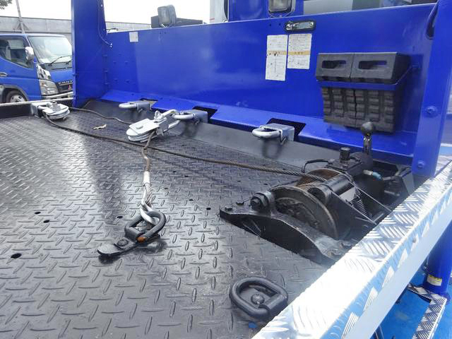 日野レンジャーセーフティクレーン3段中型（4t）[写真17]