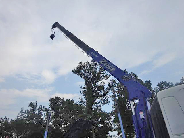 日野レンジャーセーフティクレーン3段中型（4t）[写真18]