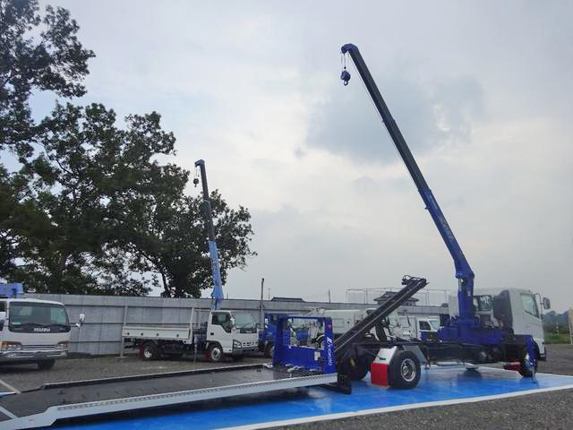 日野レンジャーセーフティクレーン3段中型（4t）[写真19]