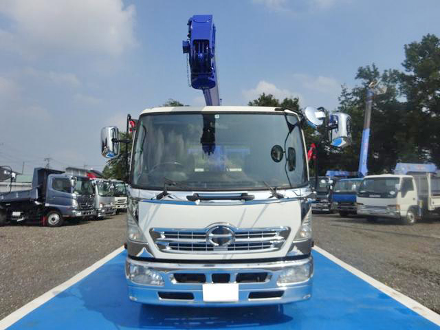 日野レンジャーセーフティクレーン3段中型（4t）[写真03]