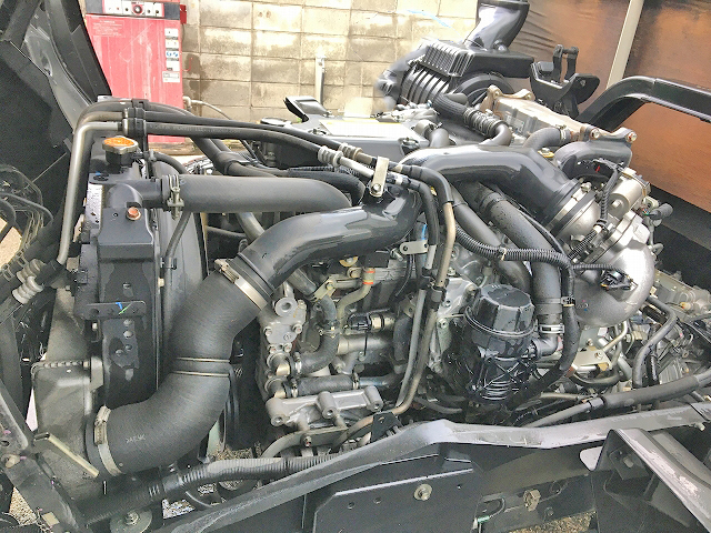 いすゞフォワード平ボディ中型（4t）[写真20]