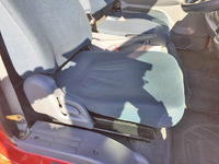 三菱ふそうキャンターアルミバン小型（2t・3t）[写真28]