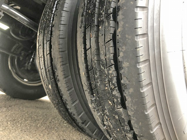 いすゞエルフクレーン5段小型（2t・3t）[写真11]