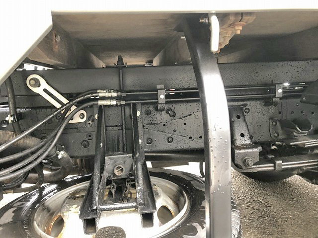 いすゞエルフクレーン5段小型（2t・3t）[写真09]