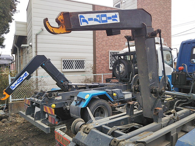 三菱ふそうファイターコンテナ専用車中型（4t）[写真10]