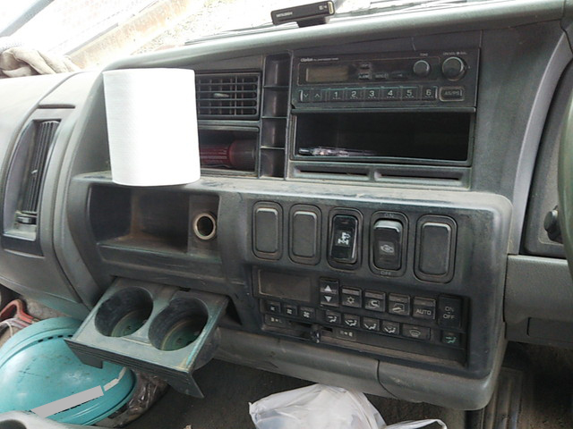 三菱ふそうファイターコンテナ専用車中型（4t）[写真34]