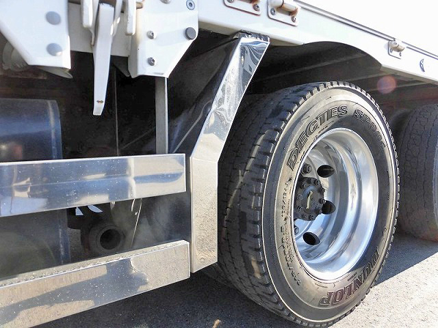 日野プロフィアアルミウイング大型（10t）[写真12]