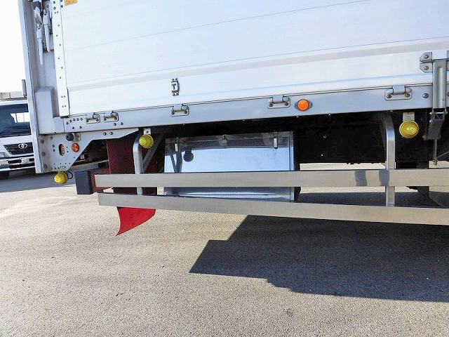 日野プロフィアアルミウイング大型（10t）[写真14]