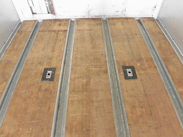 日野プロフィアアルミウイング大型（10t）[写真08]