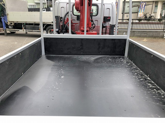 三菱ふそうキャンターユニック4段小型（2t・3t）[写真06]