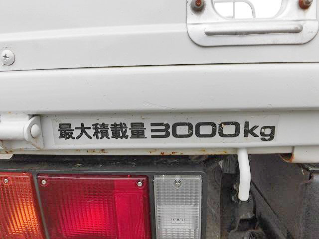 いすゞエルフクレーン3段小型（2t・3t）[写真13]