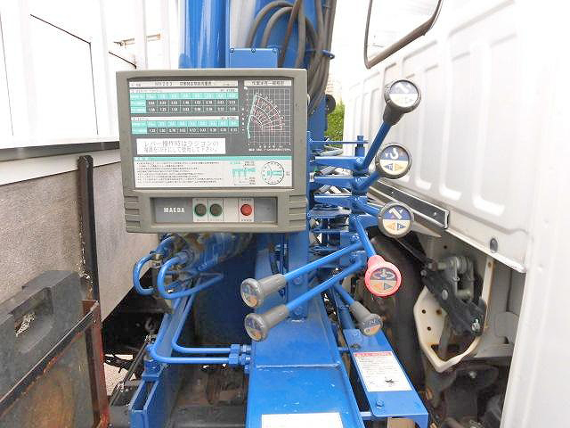 いすゞエルフクレーン3段小型（2t・3t）[写真15]