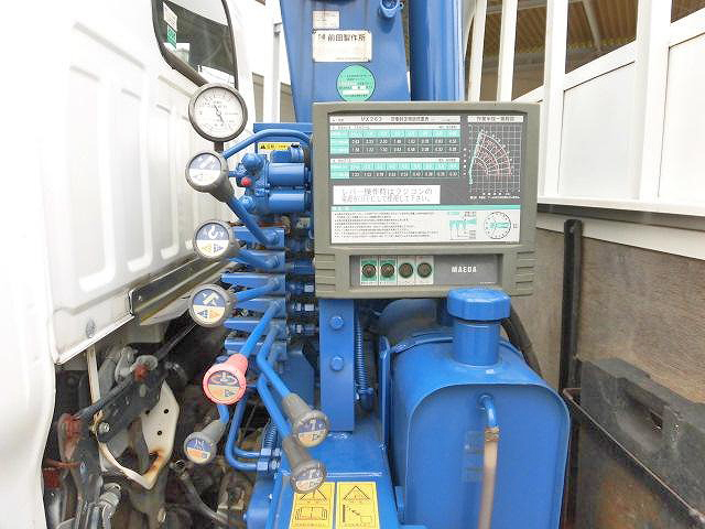 いすゞエルフクレーン3段小型（2t・3t）[写真16]