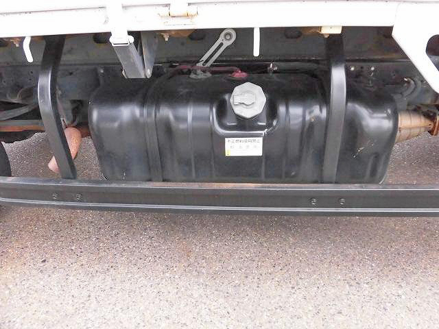 いすゞエルフクレーン3段小型（2t・3t）[写真27]