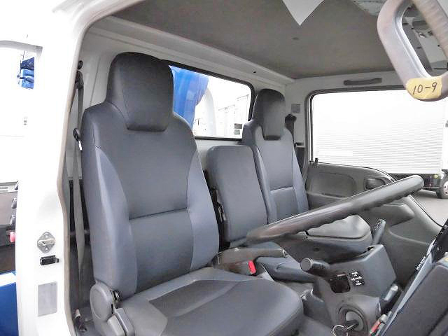 いすゞエルフクレーン3段小型（2t・3t）[写真36]