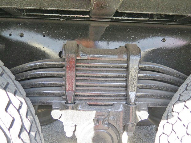 いすゞギガセルフクレーン4段大型（10t）[写真23]