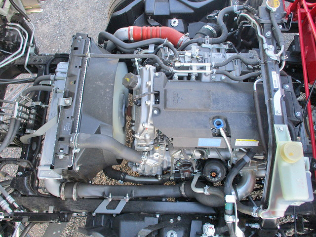 三菱ふそうキャンターセルフクレーン4段小型（2t・3t）[写真26]