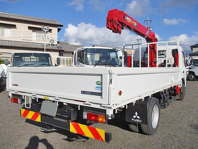 三菱ふそうキャンターセルフクレーン4段小型（2t・3t）[写真04]