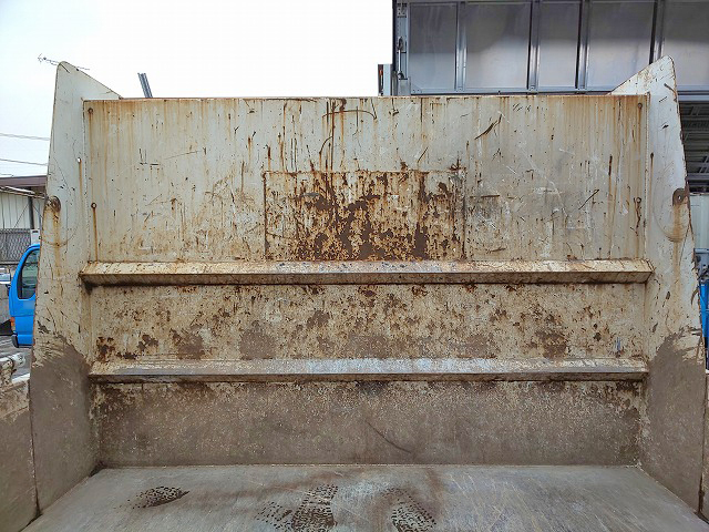 いすゞエルフダンプ小型（2t・3t）[写真15]