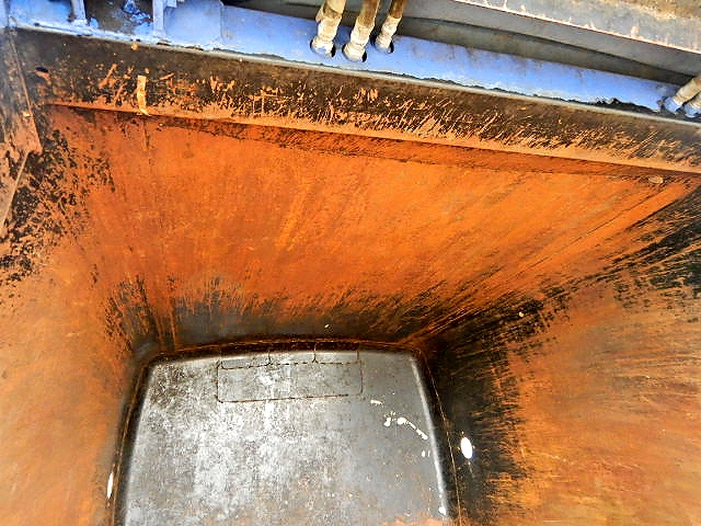 日野デュトロパッカー車（塵芥車）小型（2t・3t）[写真10]