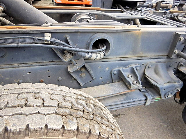 日野デュトロパッカー車（塵芥車）小型（2t・3t）[写真19]