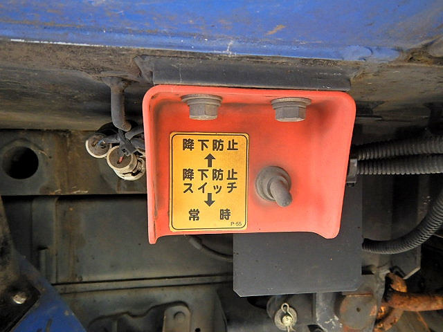 日野デュトロパッカー車（塵芥車）小型（2t・3t）[写真20]