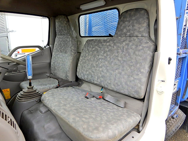 日野デュトロパッカー車（塵芥車）小型（2t・3t）[写真25]