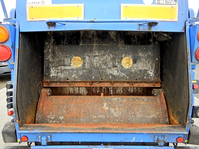 日野デュトロパッカー車（塵芥車）小型（2t・3t）[写真07]