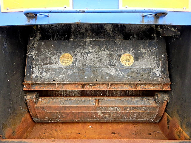 日野デュトロパッカー車（塵芥車）小型（2t・3t）[写真08]