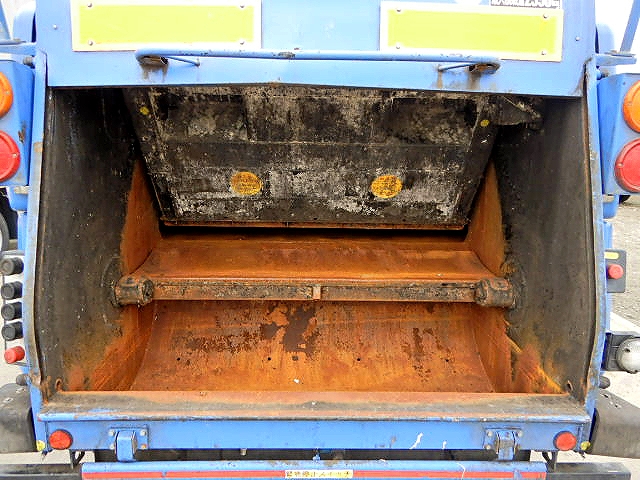 日野デュトロパッカー車（塵芥車）小型（2t・3t）[写真09]