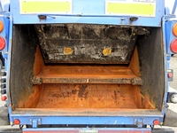 日野デュトロパッカー車（塵芥車）小型（2t・3t）[写真09]